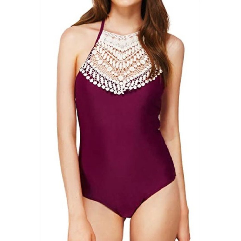 Cupshe Onepiece Swimsuit Crochet Halter in Red Wine